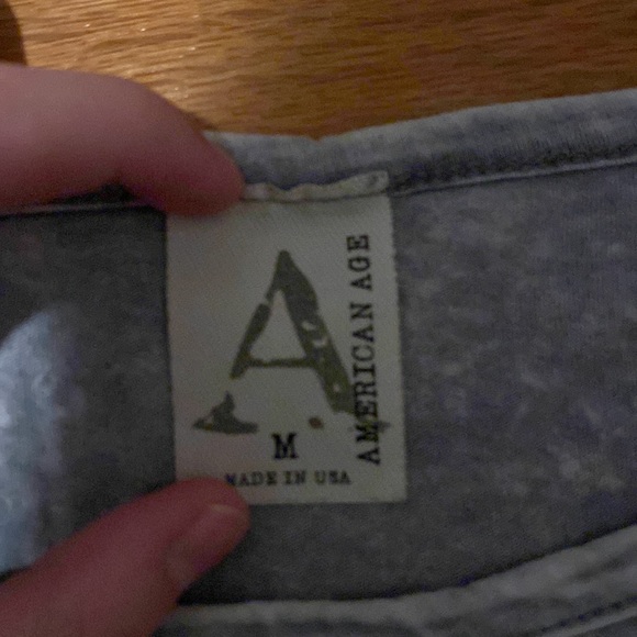 Rustic elephant T-shirt - Picture 3 of 3